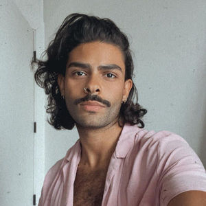 Meet your Posher, Jeniel